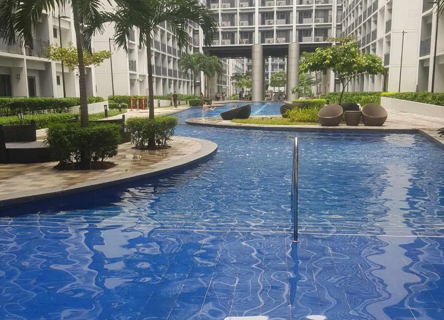 Shore 2N3 Residences Manila 0*,